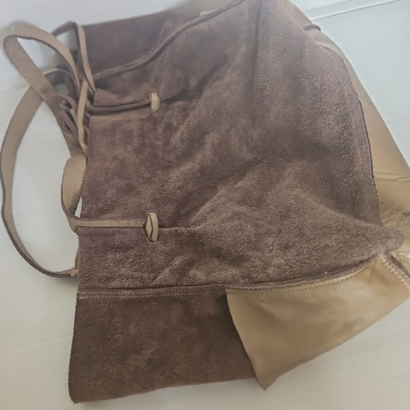 BELOW THE BELT LEATHER TOTE BAG TAN - Picture 9 of 11